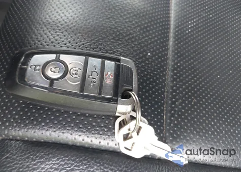 2018 Ford F-250 Lariat z USA, uszkodzony, nr VIN 1FT7W2BT6JEB18283